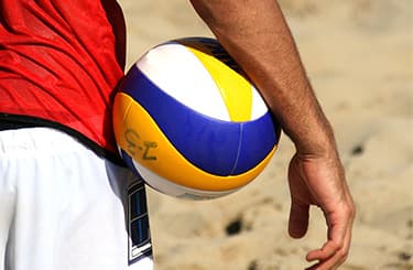 Game On: Outdoor Activities at Whitewater Bar & Grill